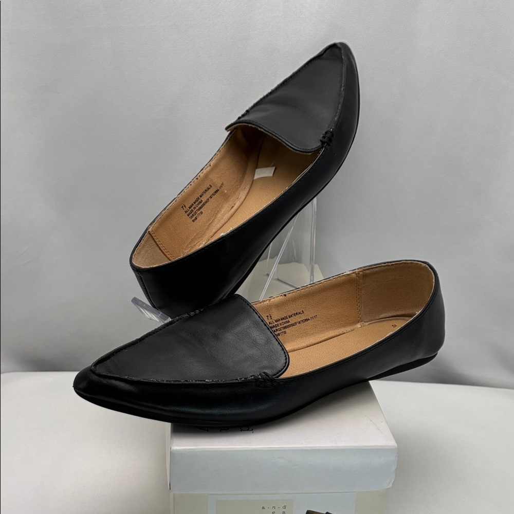 A New Day Women’s Sz7.5 Black Flats/Loafers Pointed-Toe Comfort‎ and Sleek
